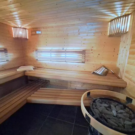 公寓 Duplex In With Indoor Pool