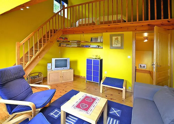 Apartment Farm By Red River With Indoor Pool *