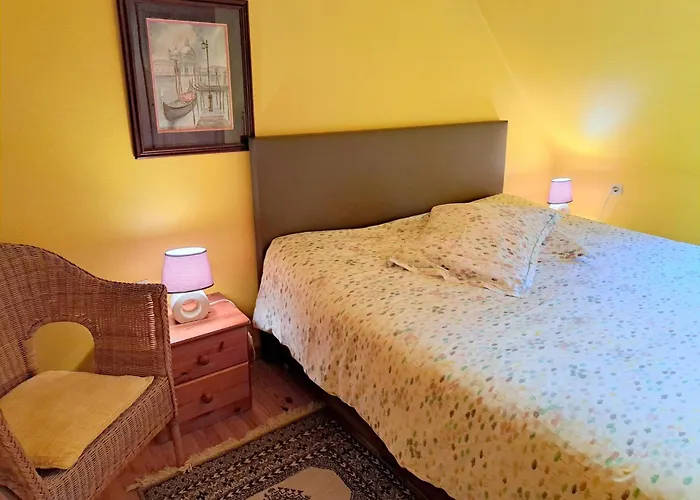 Apartment Farm By Red River With Indoor Pool