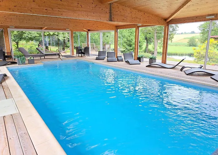 Farm By Red River With Indoor Pool Apartment